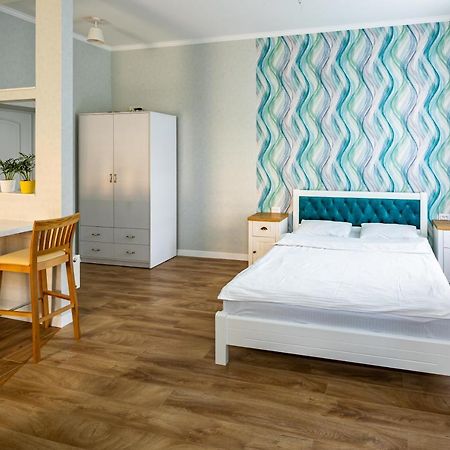 Leontovycha Apartment Λβιβ Εξωτερικό φωτογραφία